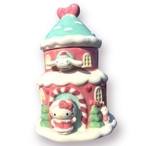 Hello Kitty and Friends Christmas Ceramic CookieJar Christmas House Cinammonroll